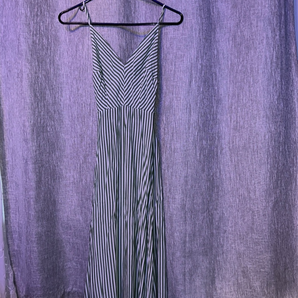 FOREVER 21 GREEN/WHITE STRIPED ANKLE LENGTH DRESS SIZE SMALL